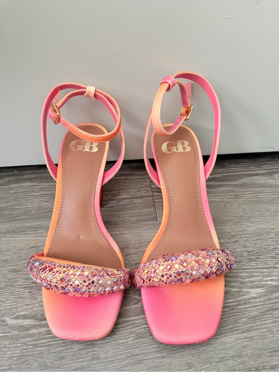 Gianni Bini Shoes - Gianni Bini Embellished Ankle-Strap Sandals in Pink-Orange Ombre Size 5.5 Women